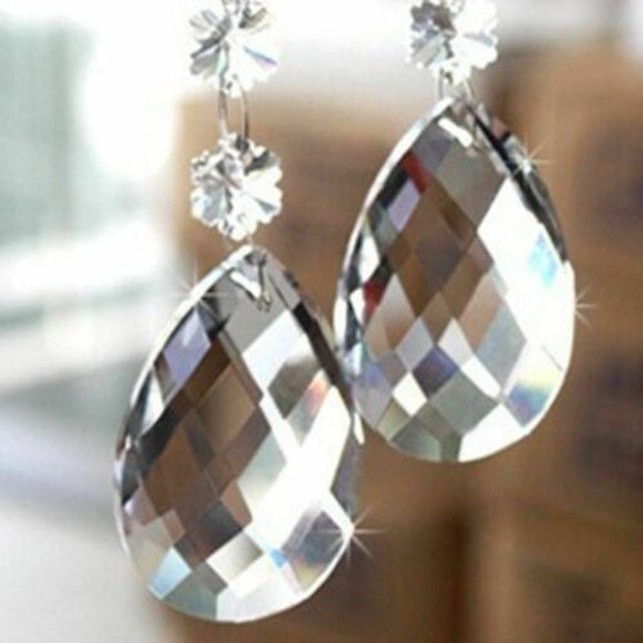 *1 DAY BLOWOUT SALE!* Crystals Prism Hanging Suncatcher Chandelier Drops - Picture 5 of 7